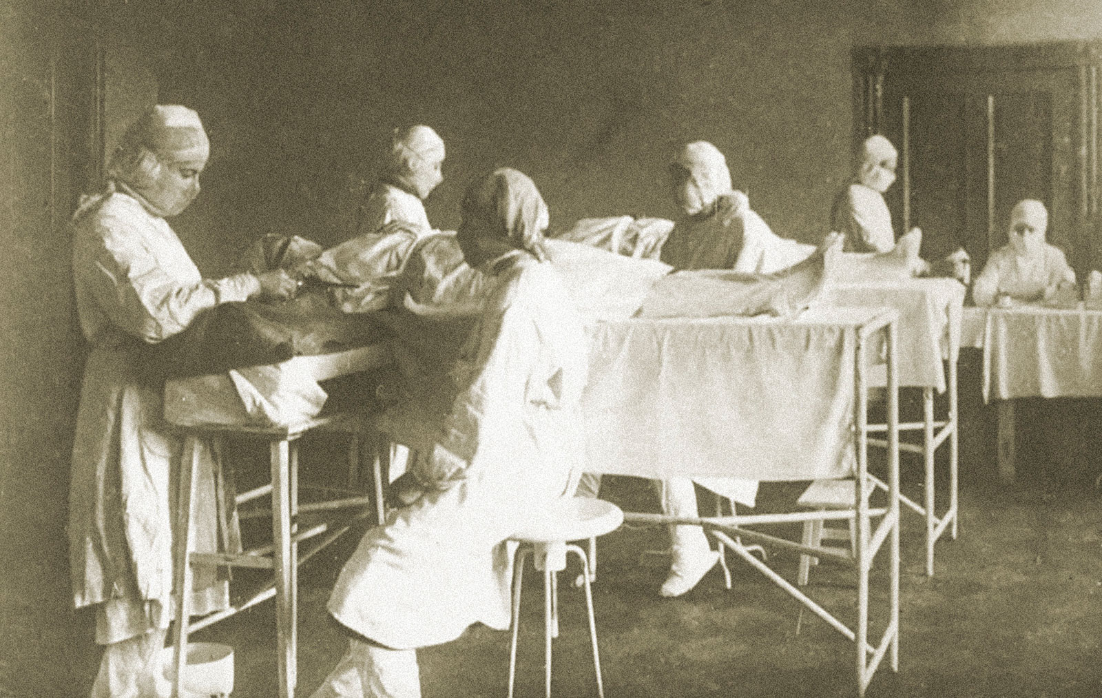 Госпитали мобилизованных. Медицина в годы Великой Отечественной войны госпиталь. Военный госпиталь 1941 года в Москве.